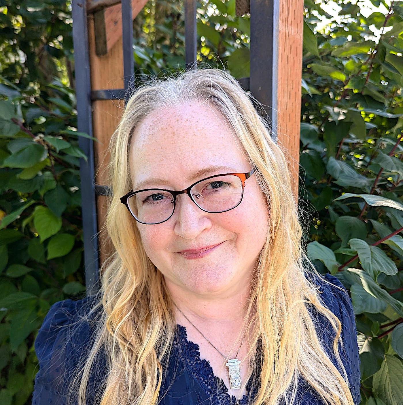 Create Your Own Collage Fabric: Free Motion Fun with Andi Shannon