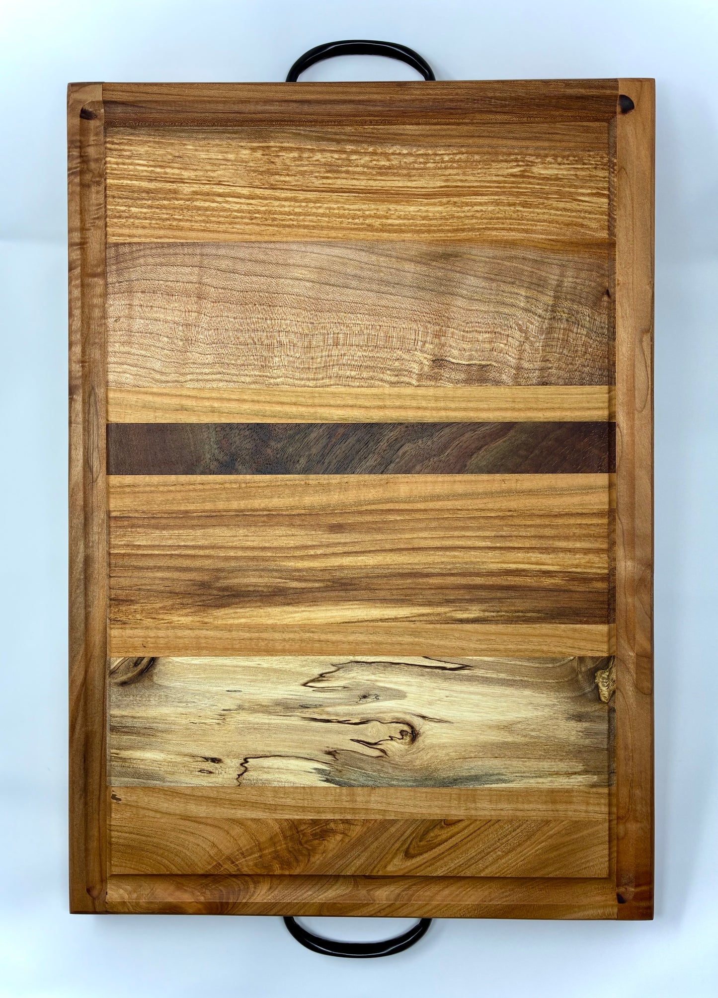 CHARCUTERIE/CUTTING BOARD