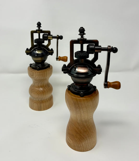 PEPPER GRINDER