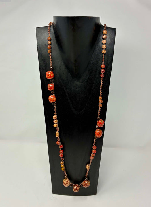NECKLACE Wood/Redish Brown crochet